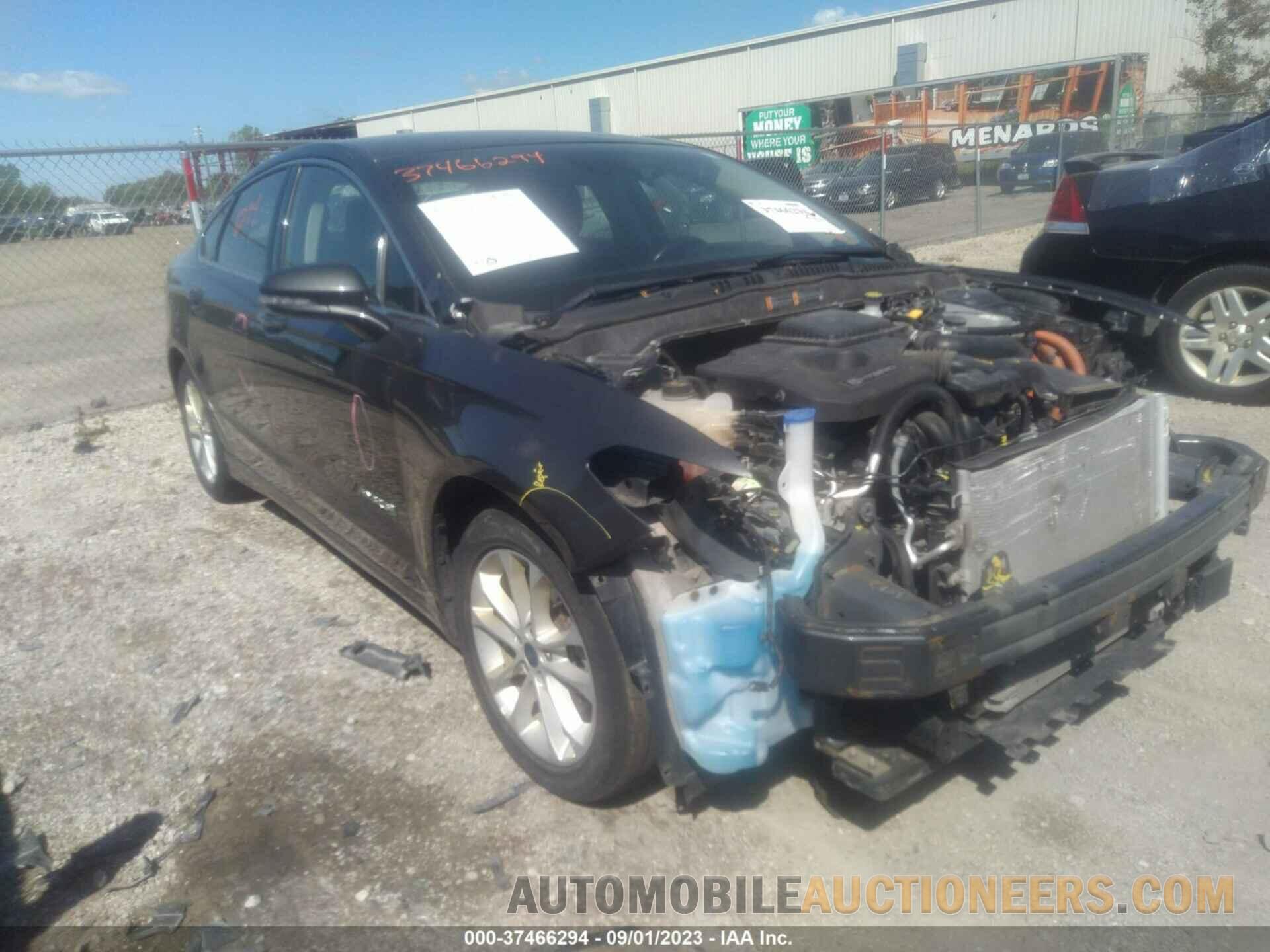 3FA6P0MU5KR185674 FORD FUSION 2019