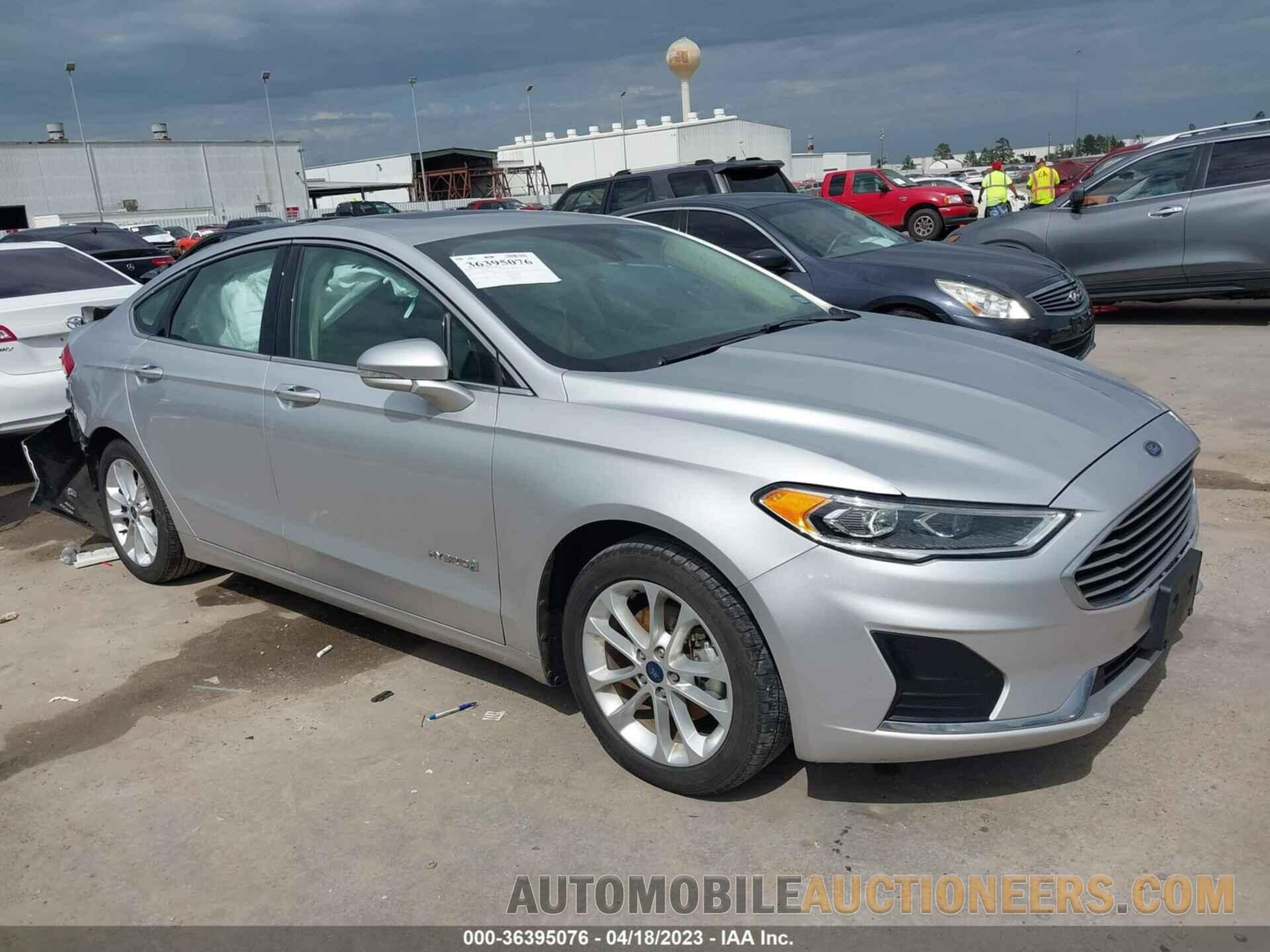 3FA6P0MU6KR184890 FORD FUSION HYBRID 2019