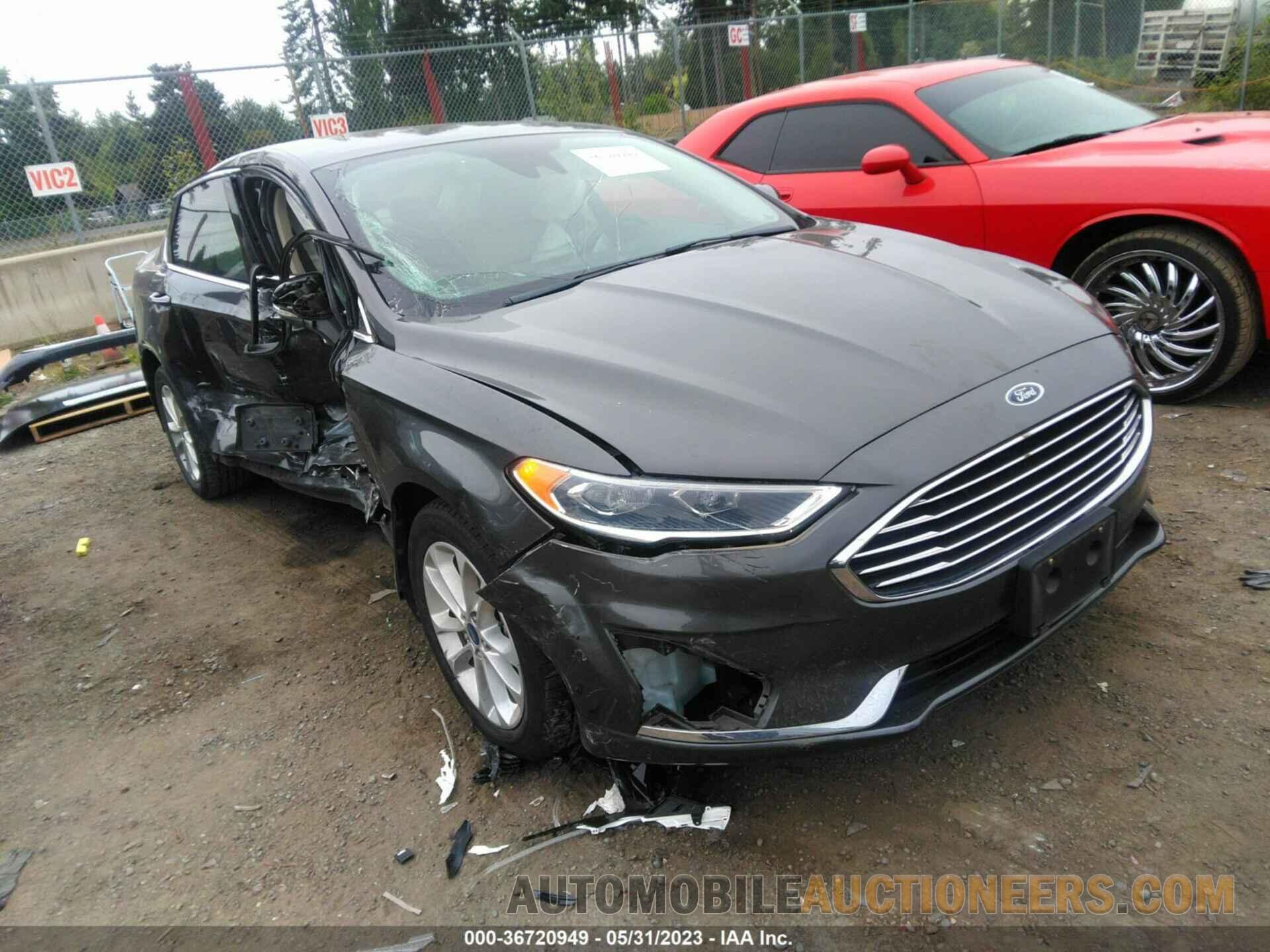 3FA6P0MU6KR221159 FORD FUSION HYBRID 2019