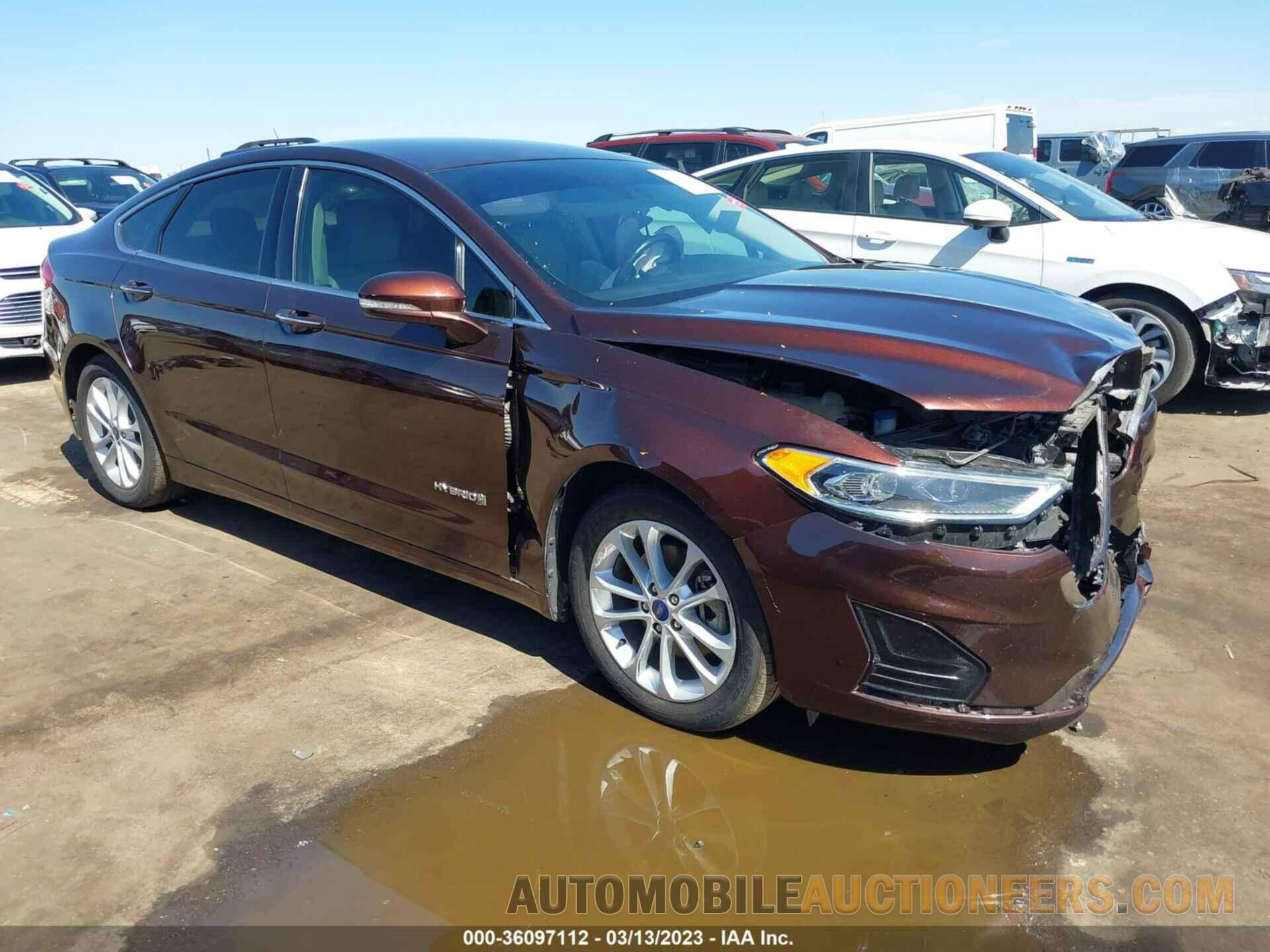 3FA6P0MU6KR239838 FORD FUSION HYBRID 2019