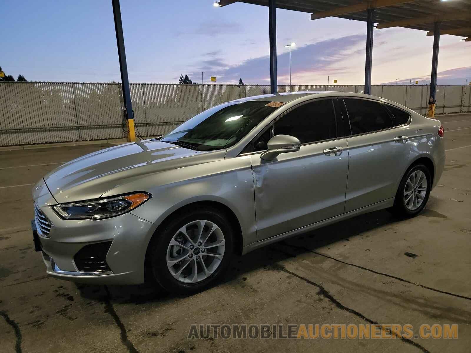 3FA6P0MU6LR154032 Ford Fusion Hybrid 2020