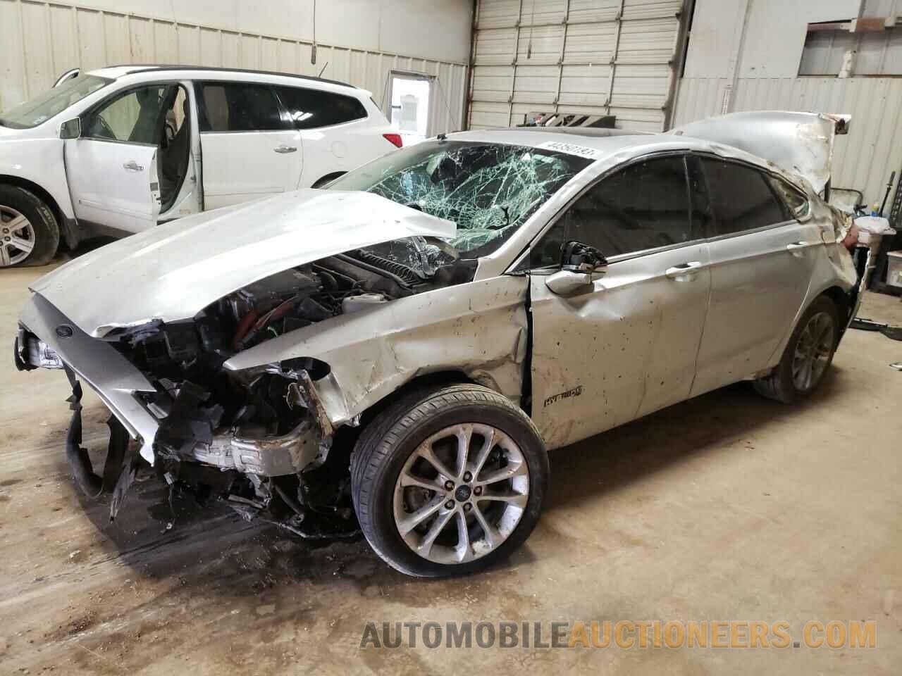 3FA6P0MU7KR121460 FORD FUSION 2019