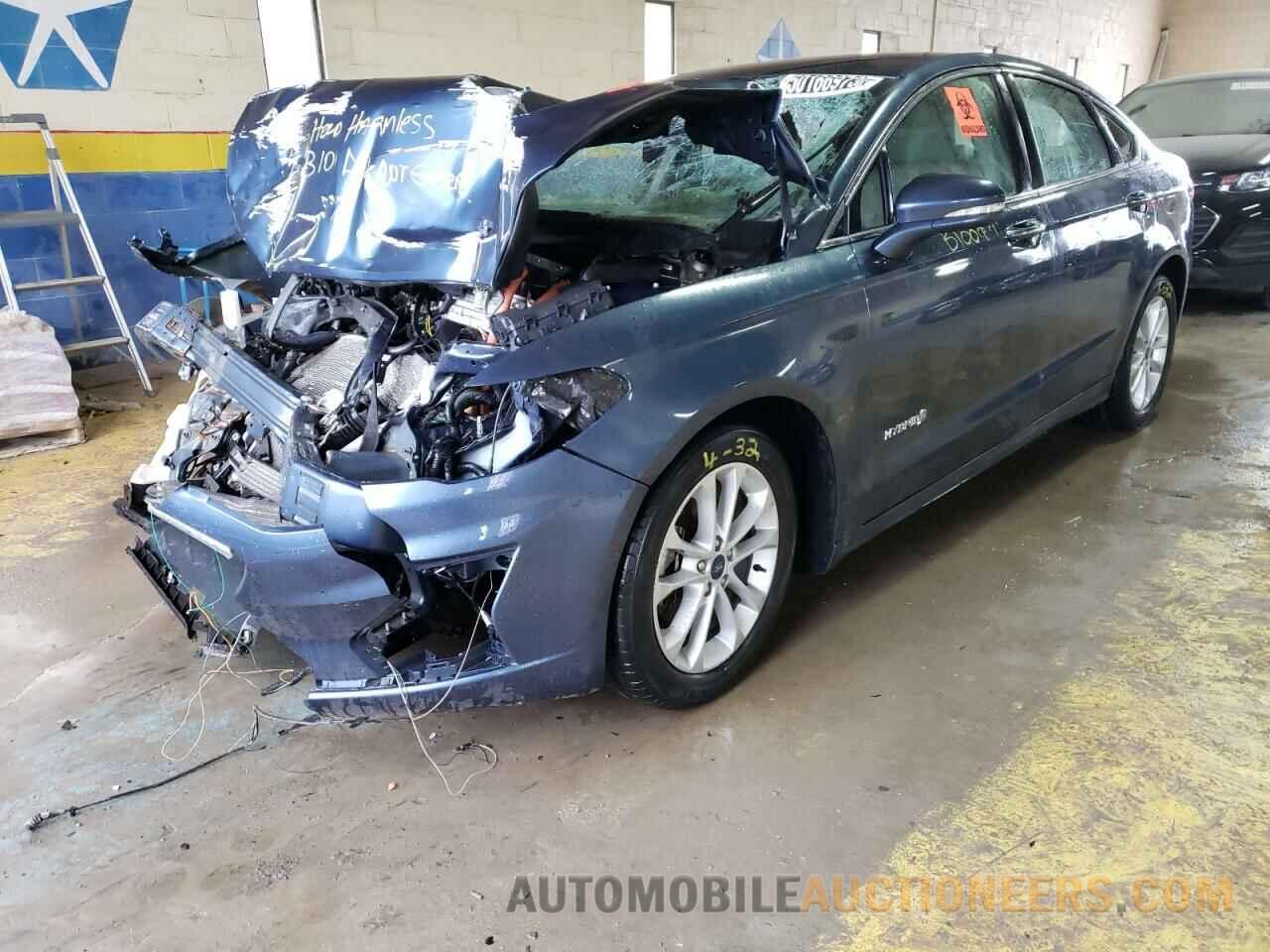 3FA6P0MU7KR123709 FORD FUSION 2019