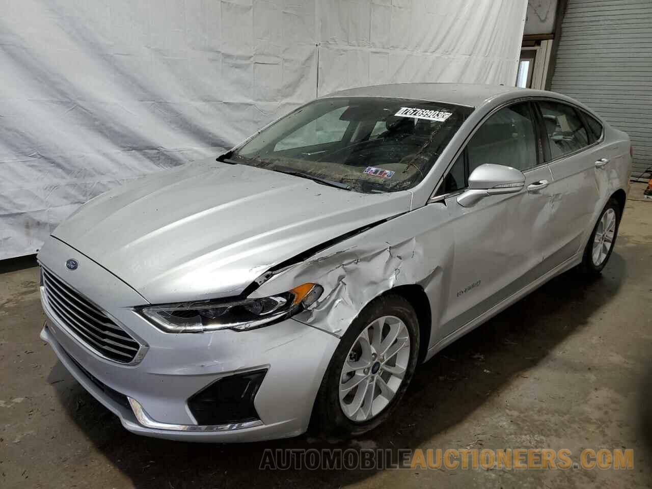 3FA6P0MU8KR138011 FORD FUSION 2019