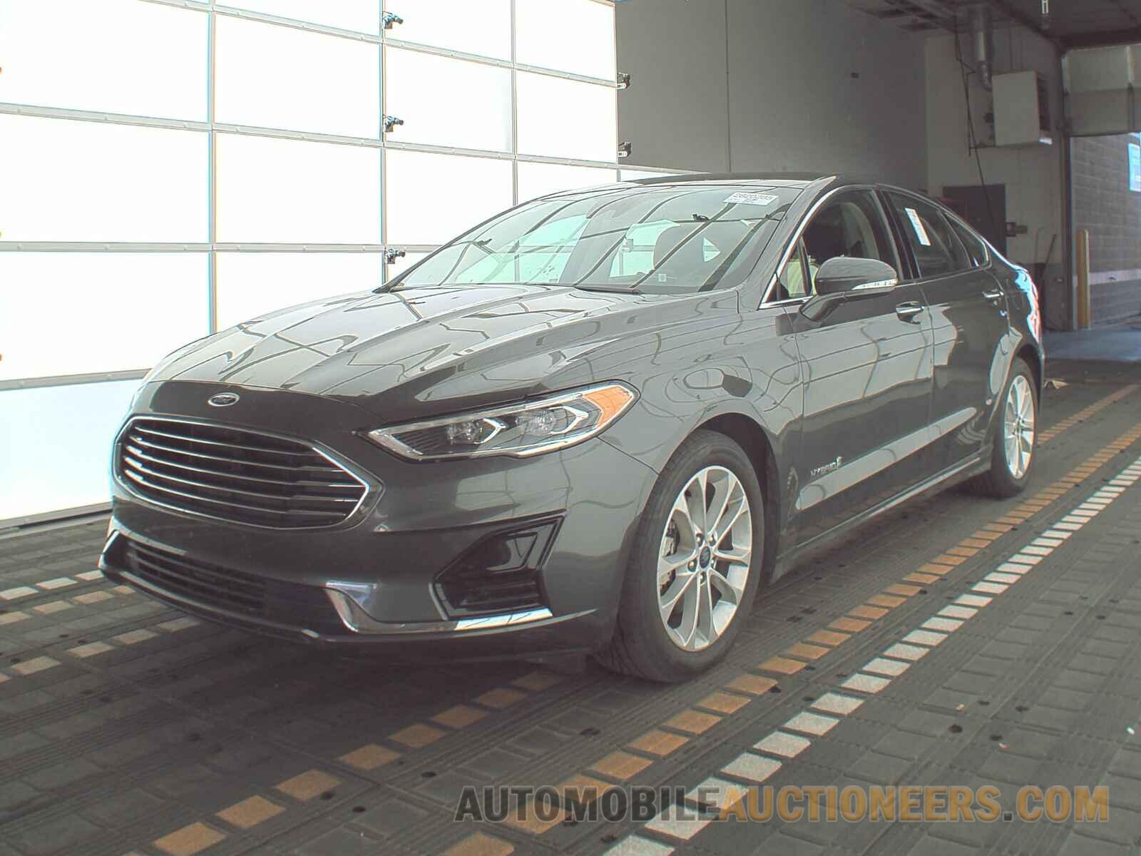 3FA6P0MU8KR179464 Ford Fusion Hybrid 2019