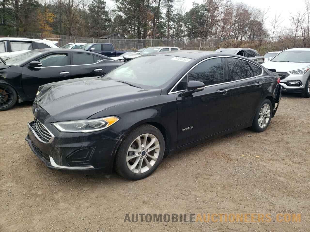 3FA6P0MU9KR155416 FORD FUSION 2019