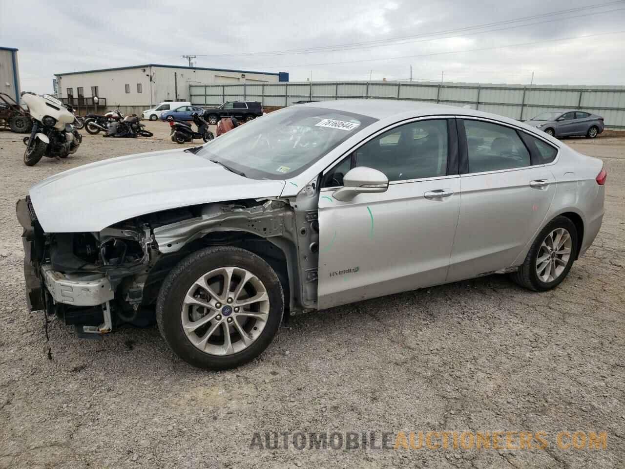 3FA6P0MUXKR180549 FORD FUSION 2019