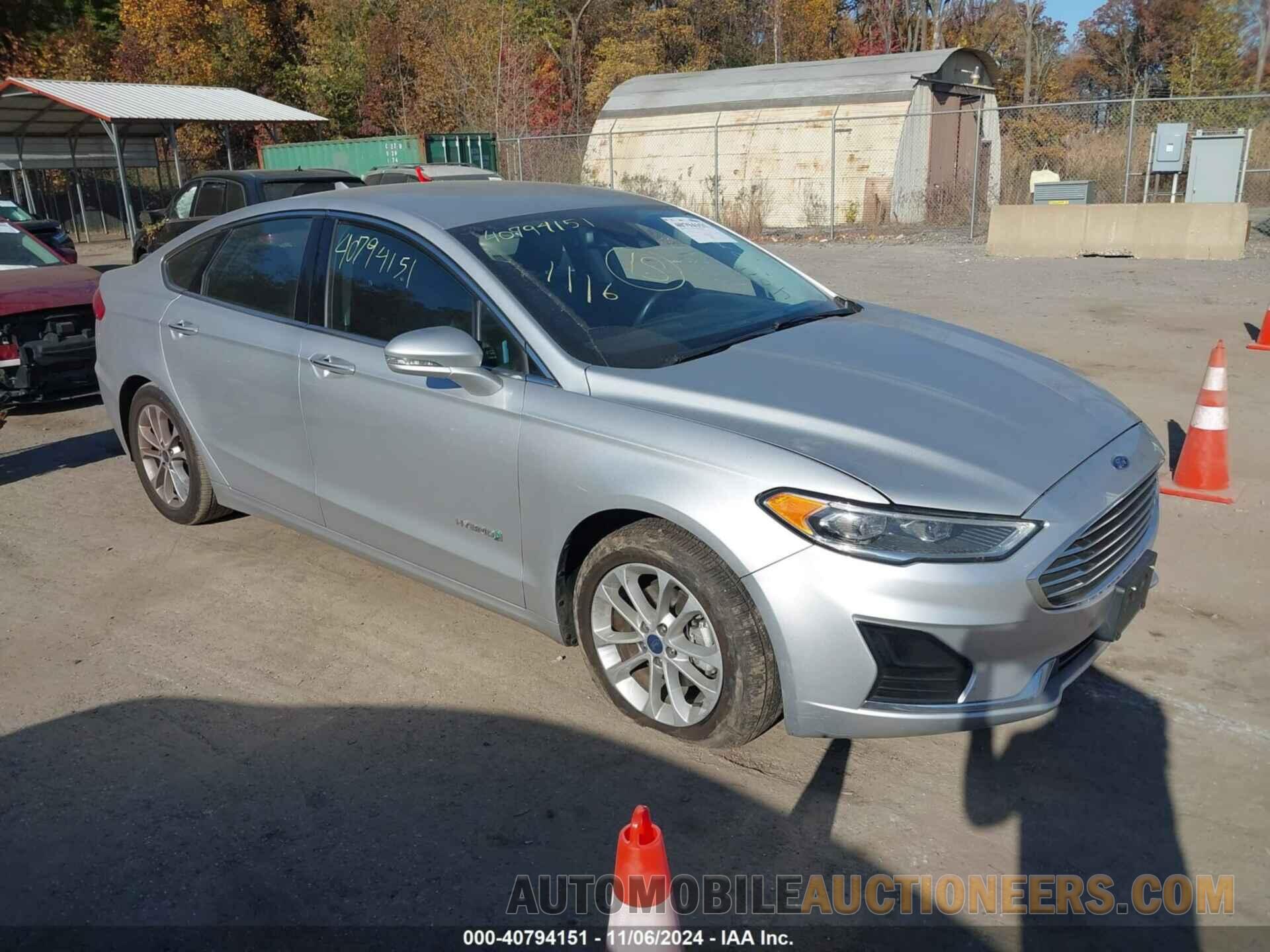 3FA6P0MUXKR235498 FORD FUSION HYBRID 2019