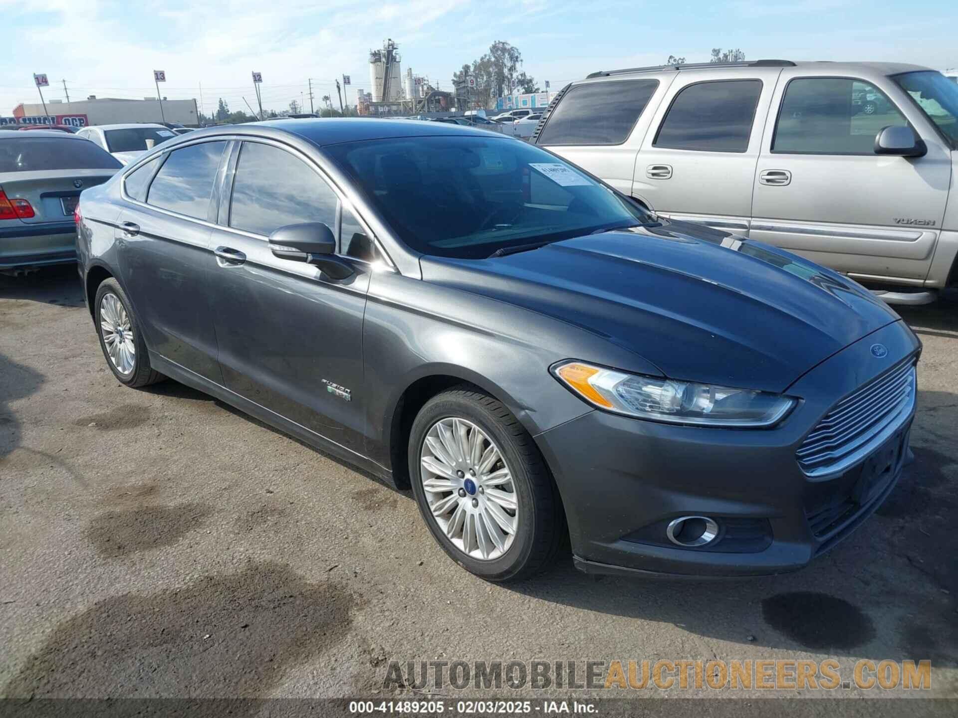 3FA6P0PU1FR147389 FORD FUSION ENERGI 2015