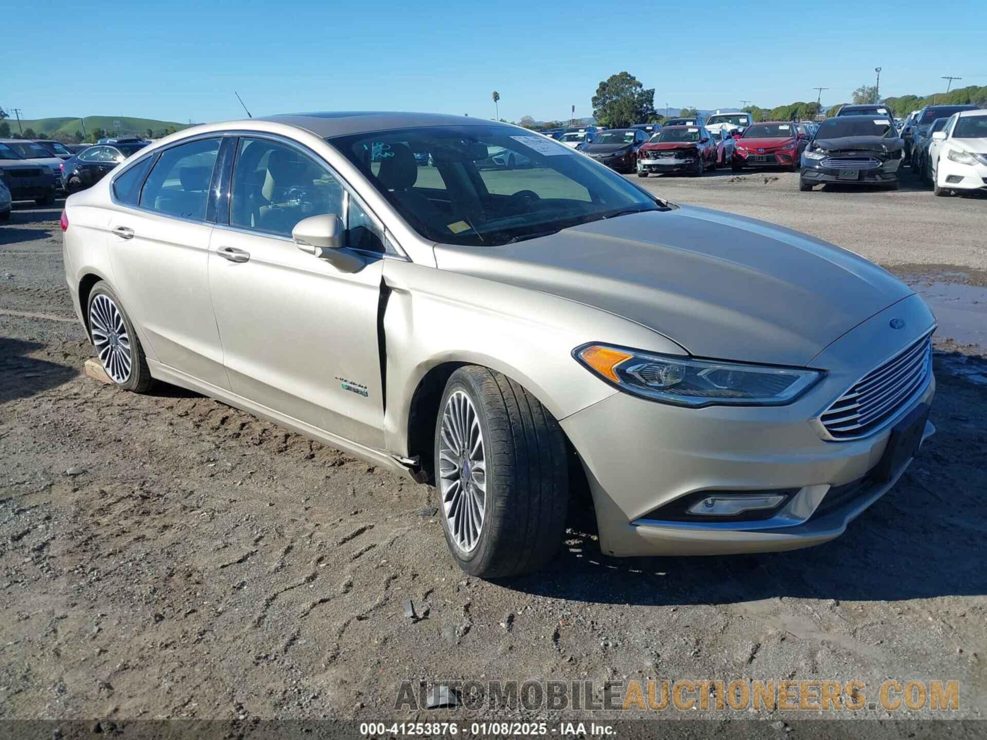 3FA6P0PU3HR180025 FORD FUSION ENERGI 2017