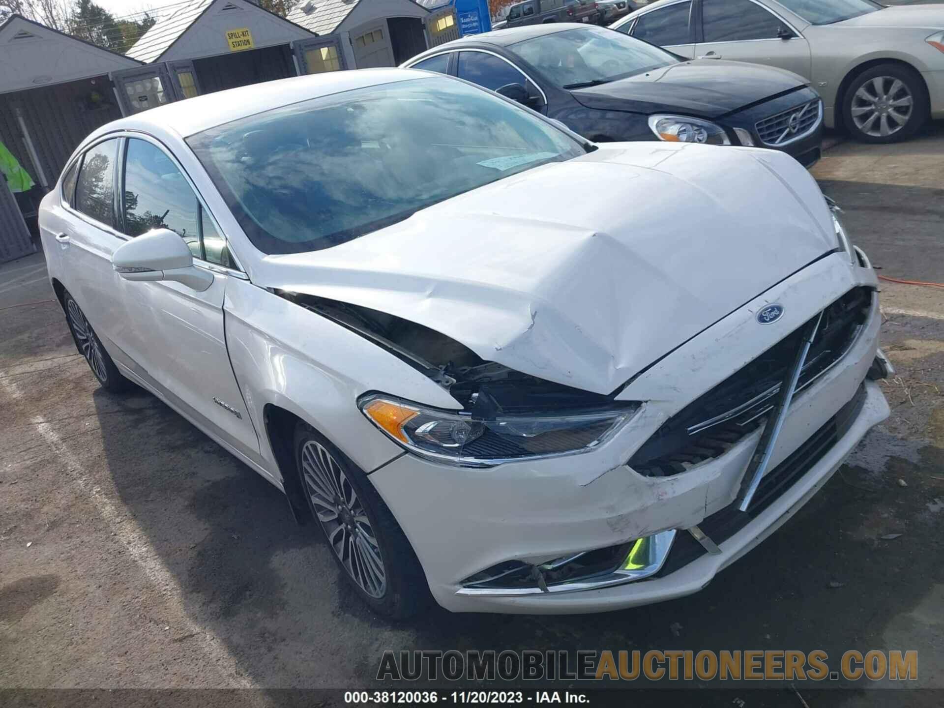 3FA6P0RU0JR250261 FORD FUSION HYBRID 2018