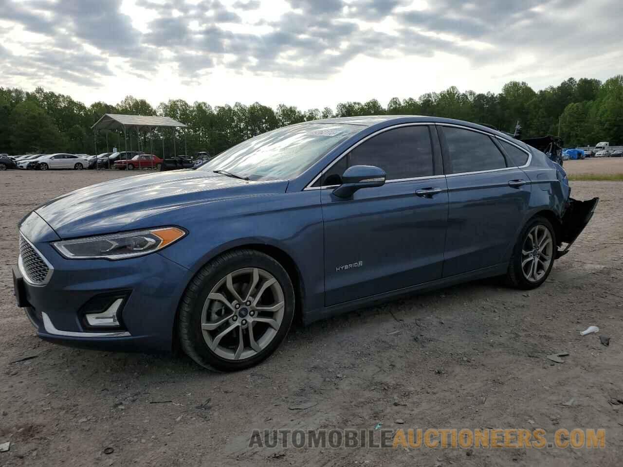 3FA6P0RU0KR273198 FORD FUSION 2019