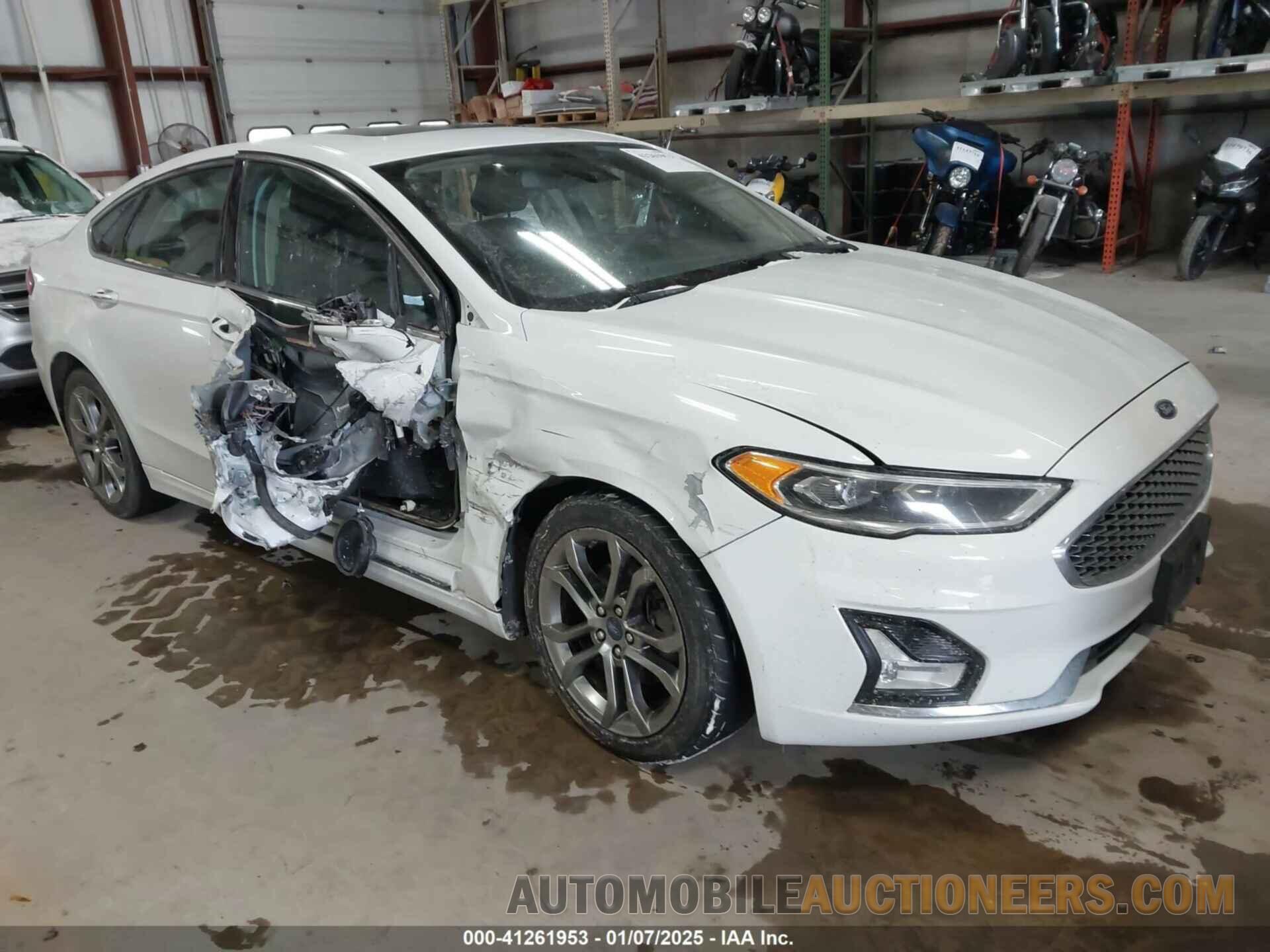 3FA6P0RU0LR203881 FORD FUSION HYBRID 2020