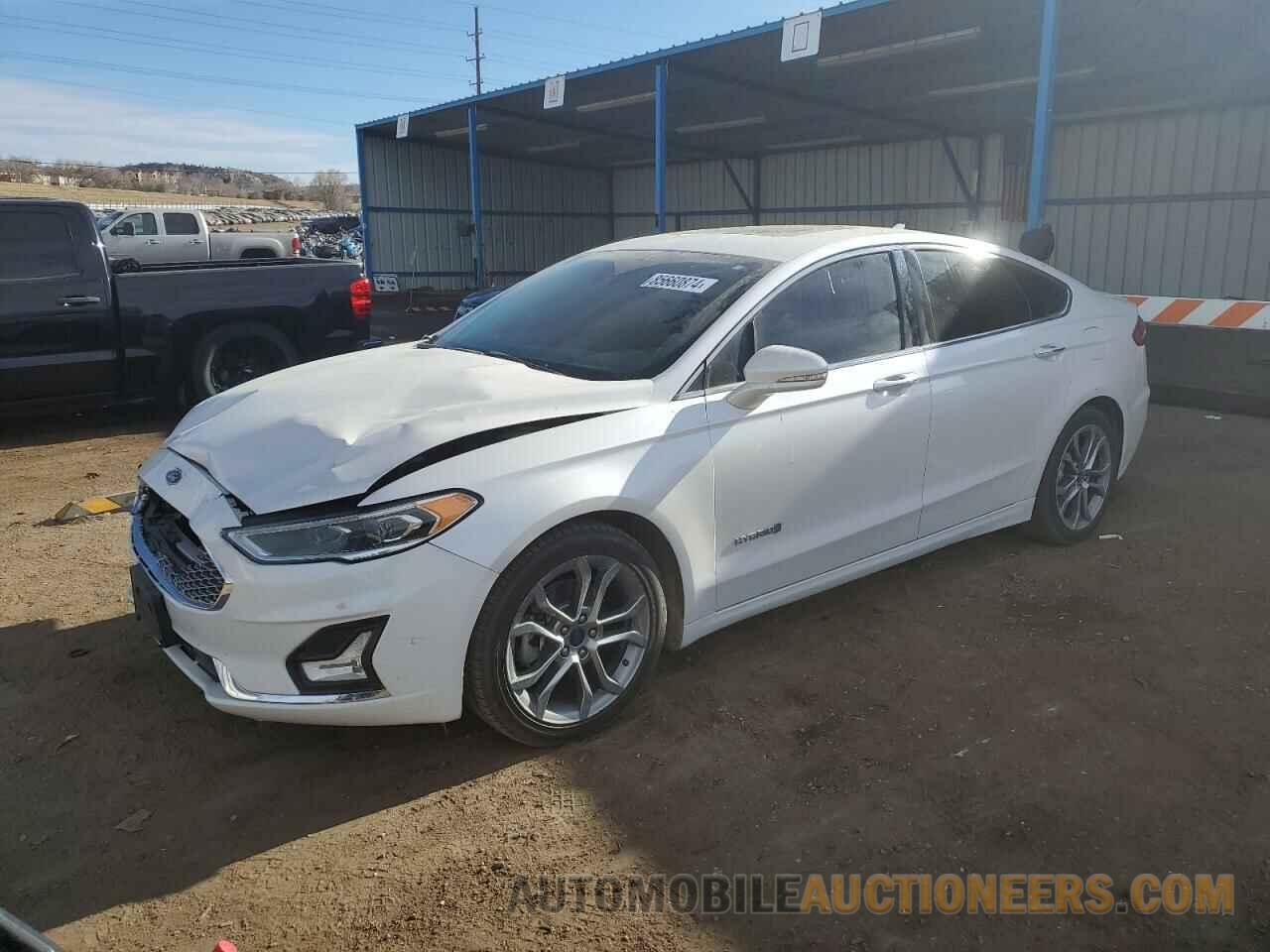 3FA6P0RU1KR157217 FORD FUSION 2019