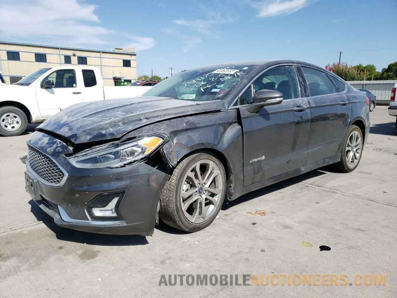 3FA6P0RU1KR237228 FORD FUSION 2019