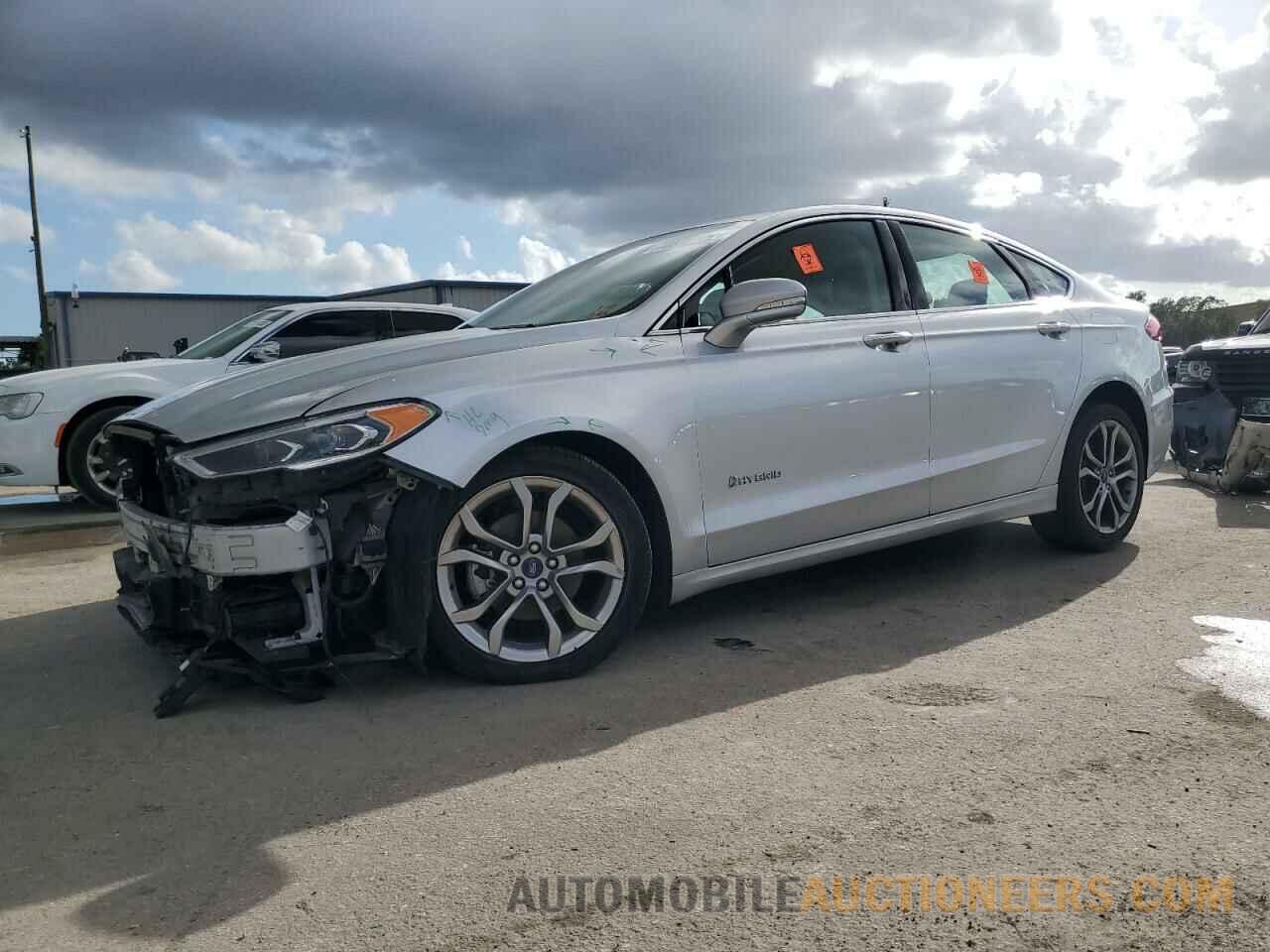 3FA6P0RU1KR260377 FORD FUSION 2019