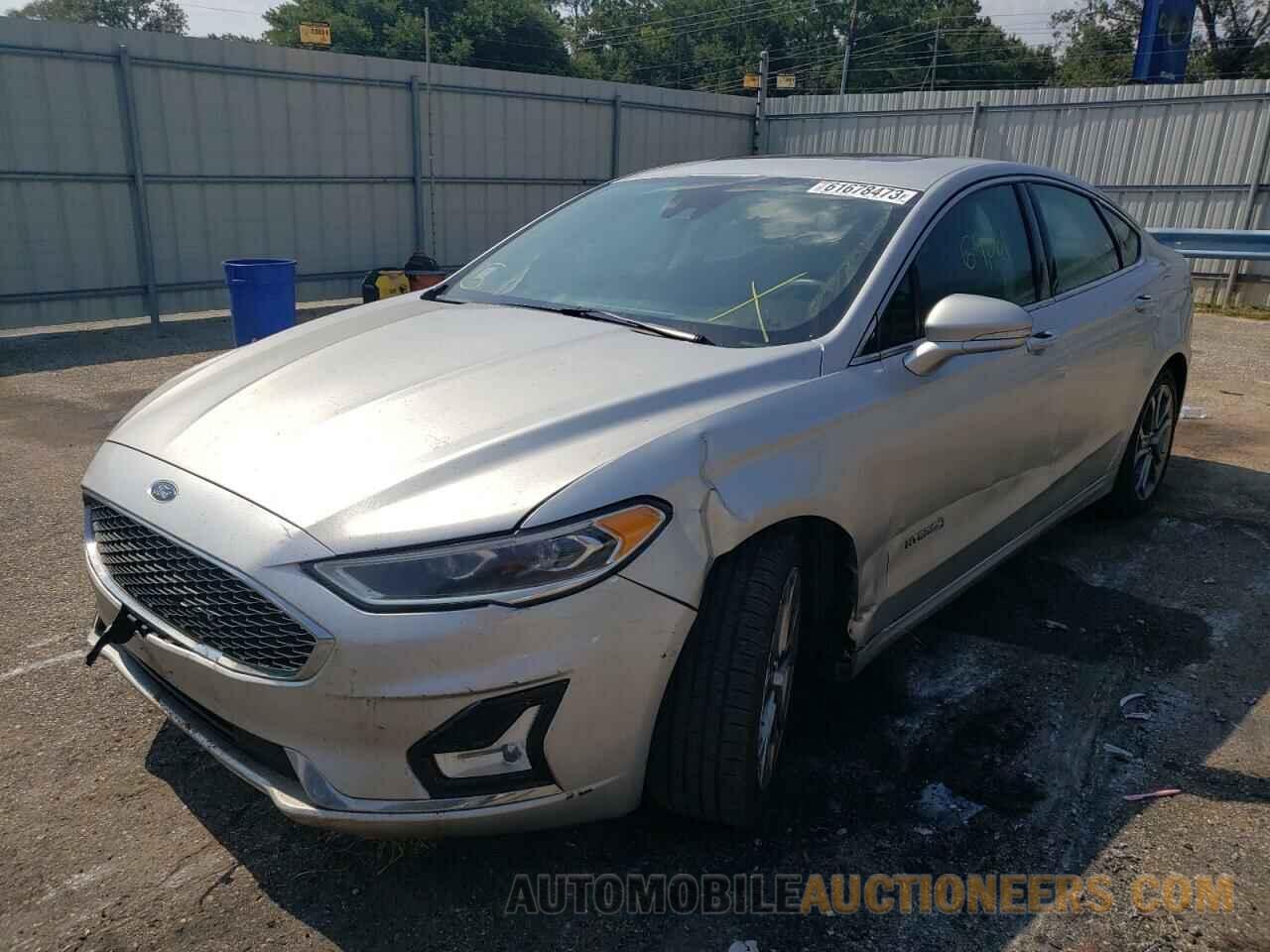 3FA6P0RU2KR119222 FORD FUSION 2019