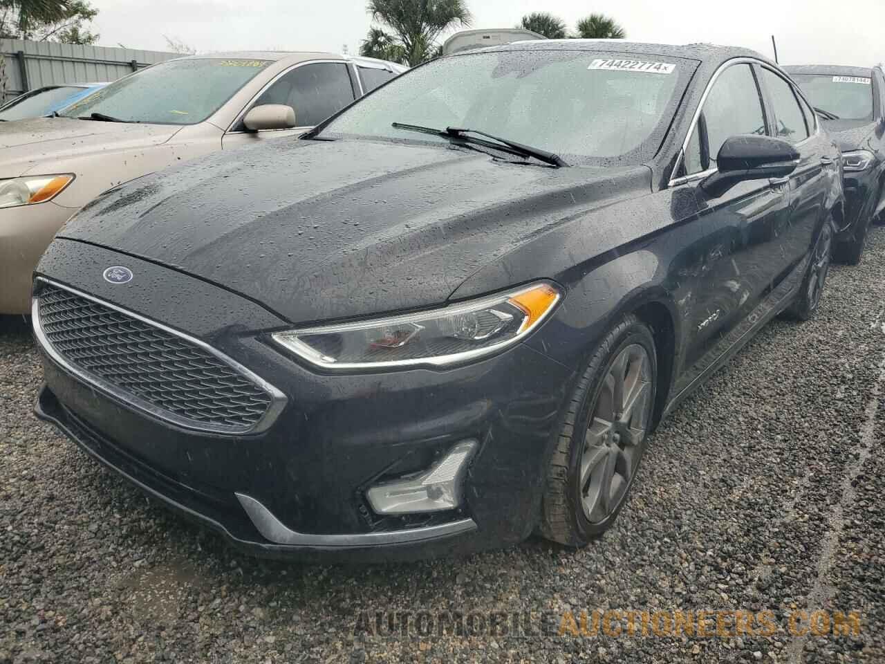 3FA6P0RU2KR259562 FORD FUSION 2019