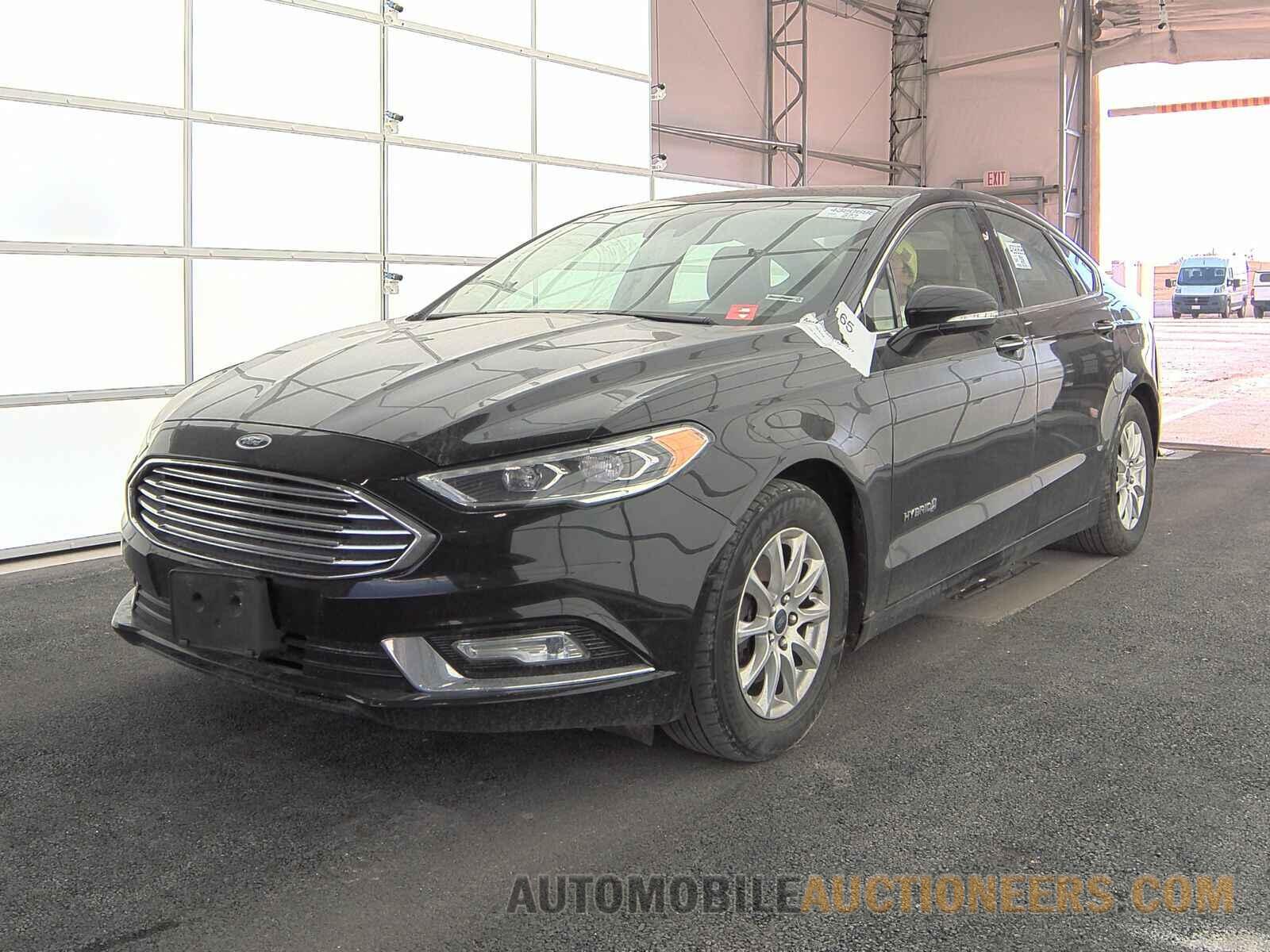 3FA6P0RU3JR153877 Ford Fusion Hybrid 2018