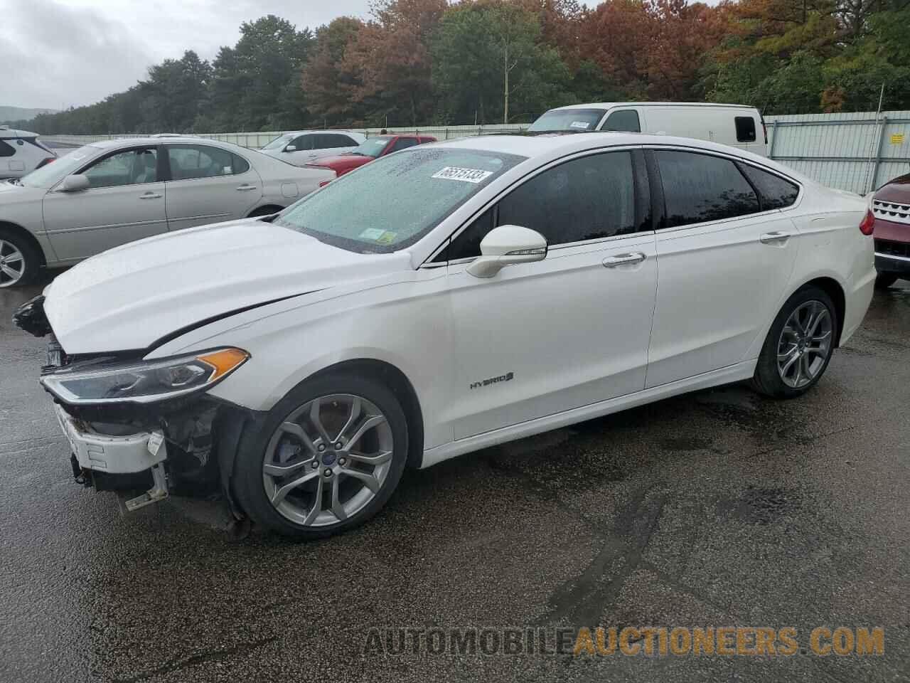 3FA6P0RU5KR158242 FORD FUSION 2019