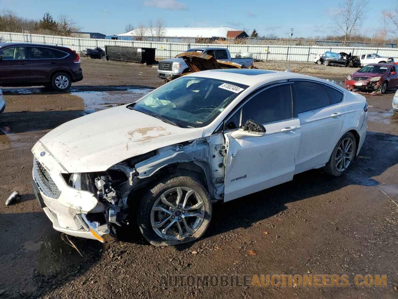 3FA6P0RU5KR227124 FORD FUSION 2019