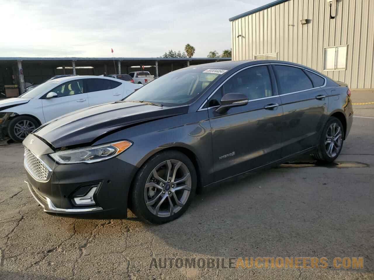 3FA6P0RU7KR104814 FORD FUSION 2019