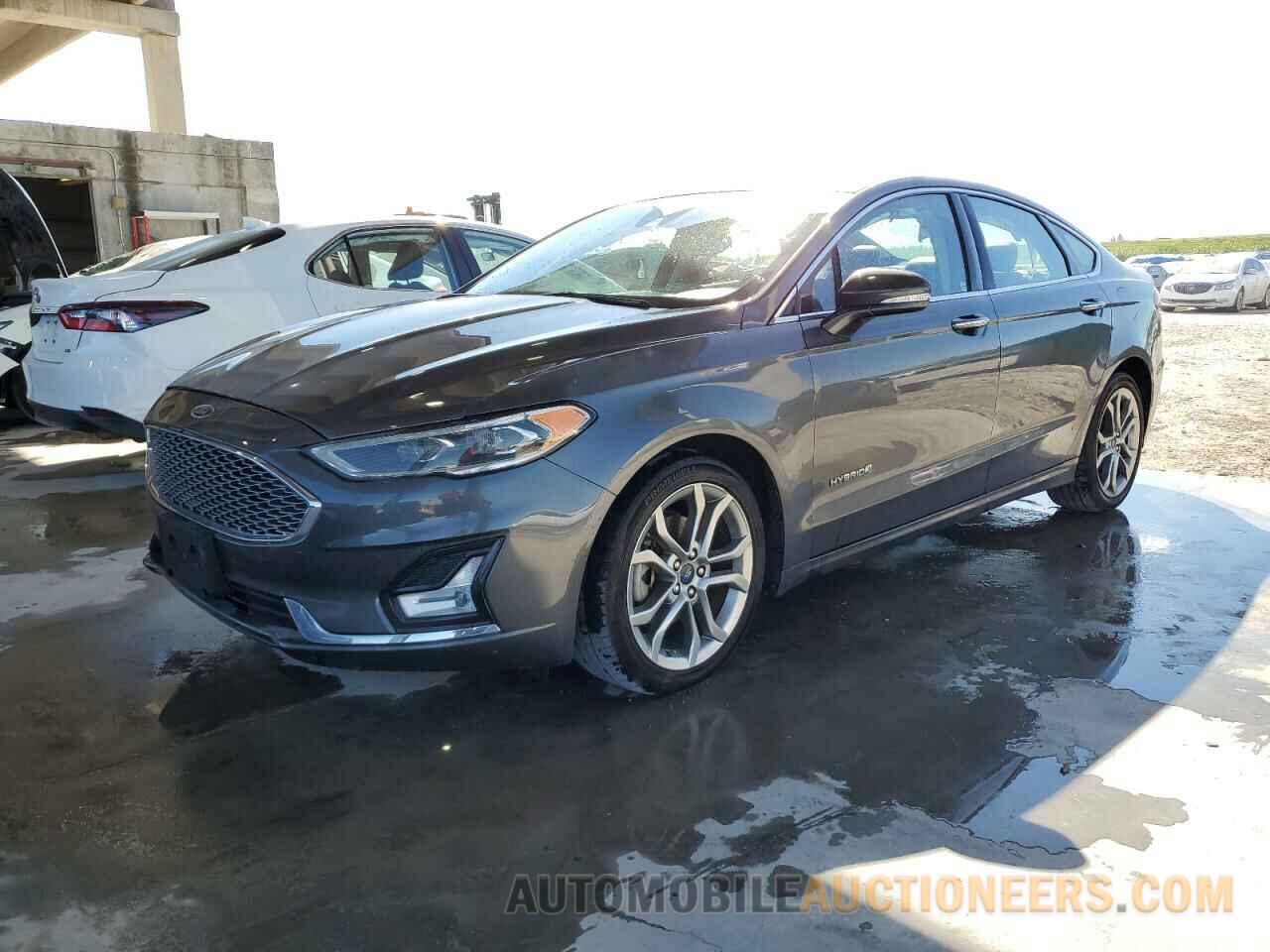 3FA6P0RU7KR117658 FORD FUSION 2019