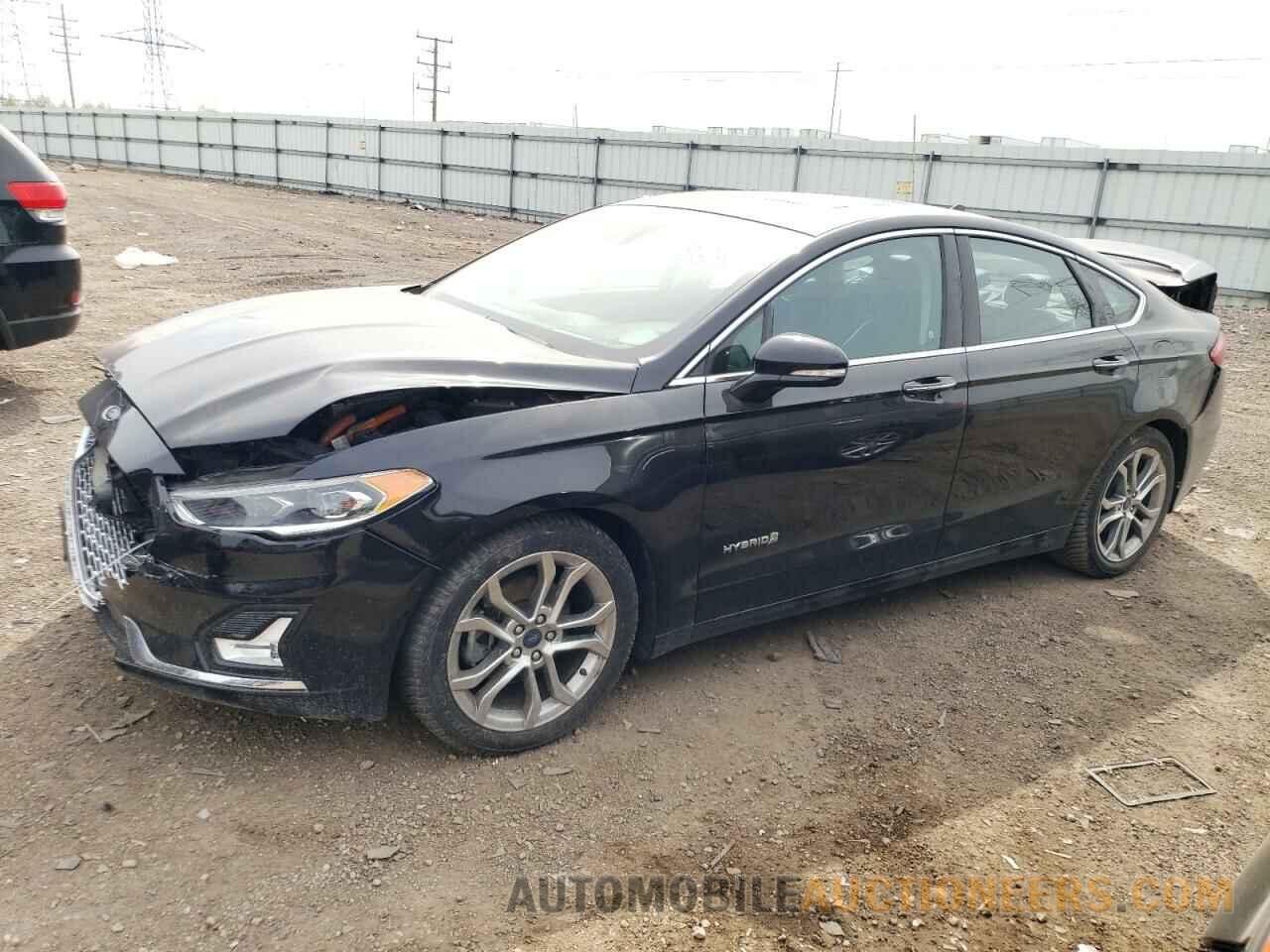 3FA6P0RU7KR256270 FORD FUSION 2019