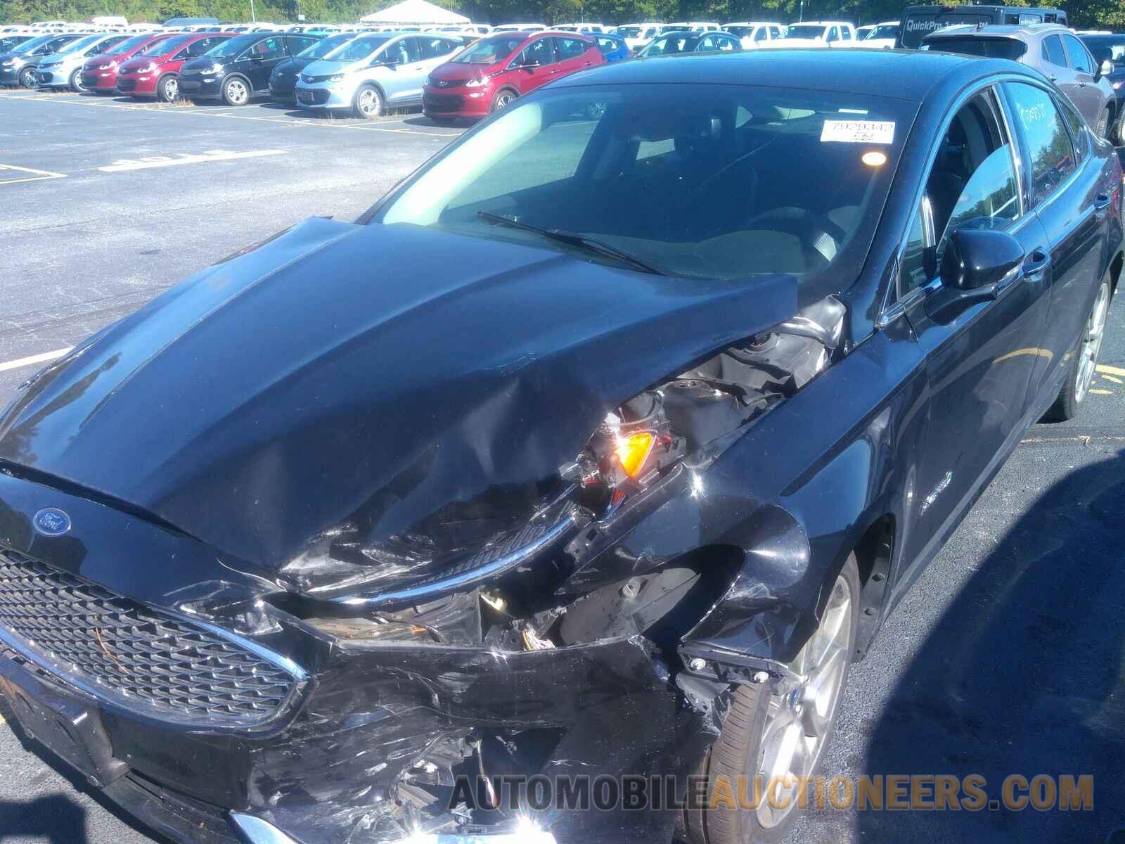 3FA6P0RU7KR264028 Ford Fusion Hybrid 2019