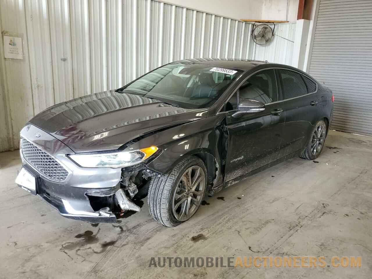 3FA6P0RU8KR188318 FORD FUSION 2019