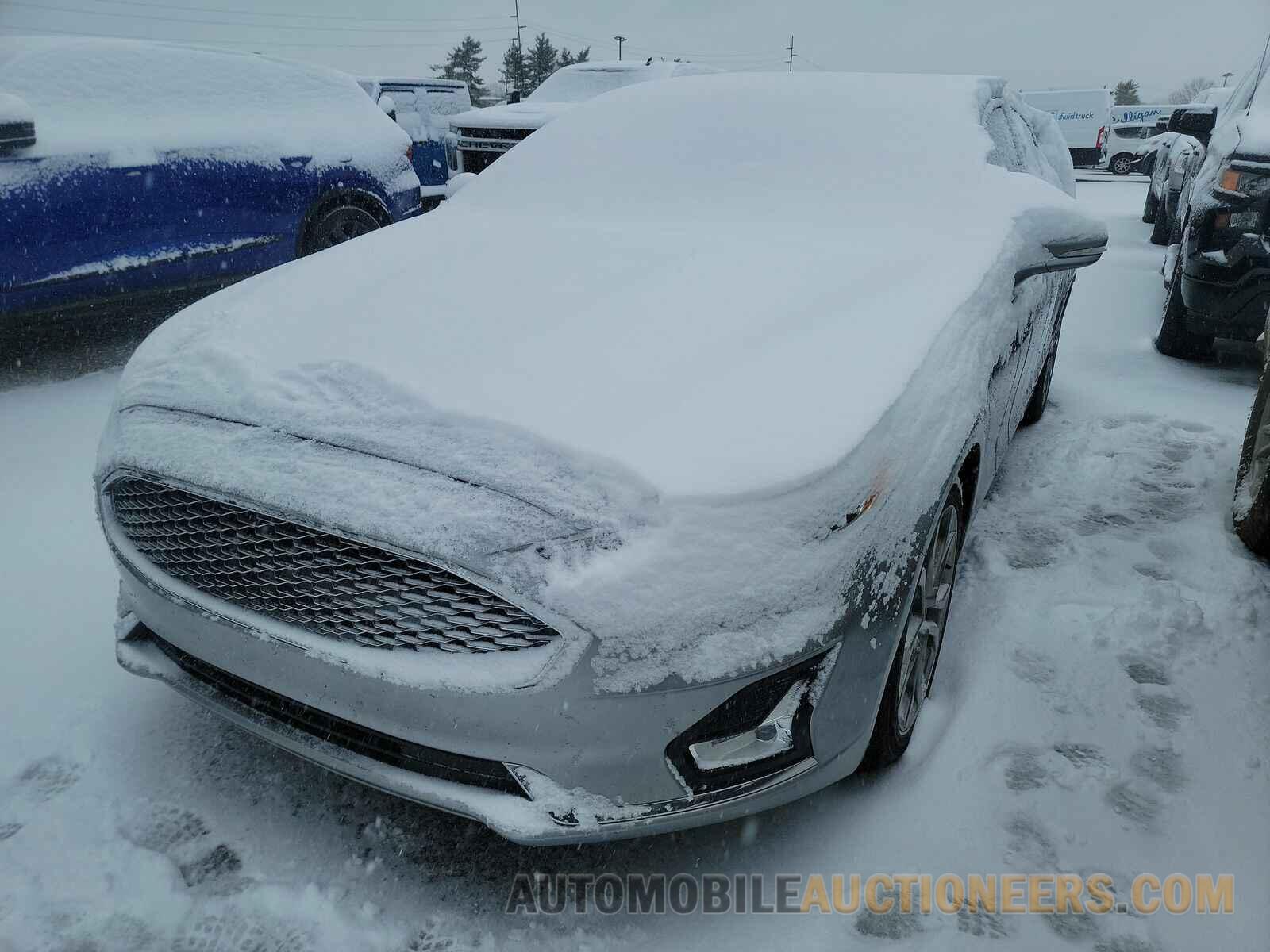 3FA6P0RU8LR141386 Ford Fusion Hybrid 2020