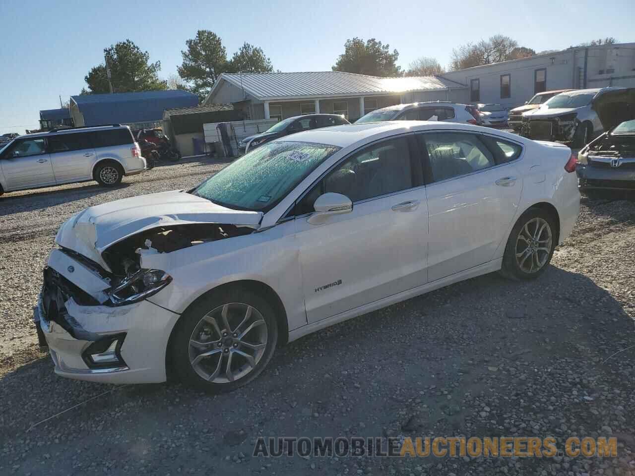 3FA6P0RU9KR183905 FORD FUSION 2019