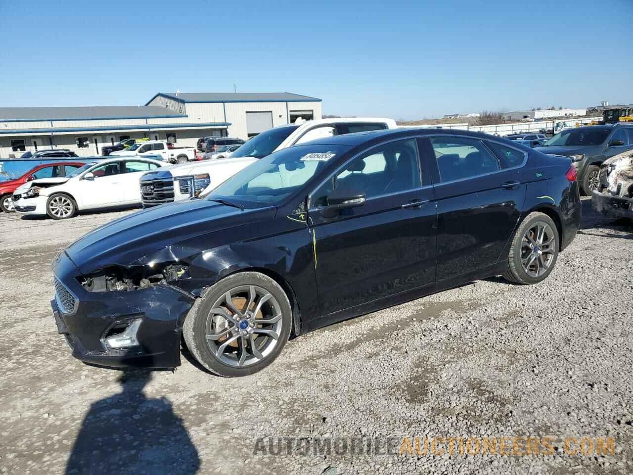 3FA6P0RU9LR156995 FORD FUSION 2020