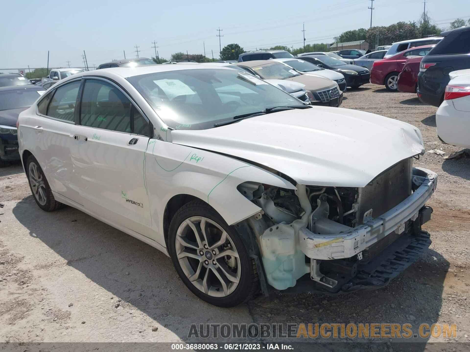 3FA6P0RUXKR255730 FORD FUSION HYBRID 2019