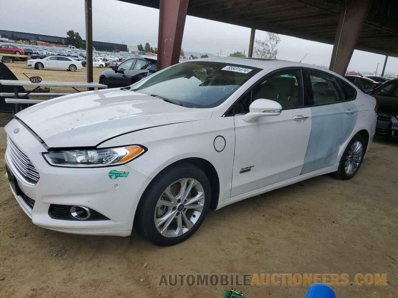 3FA6P0SU0GR305536 FORD FUSION 2016