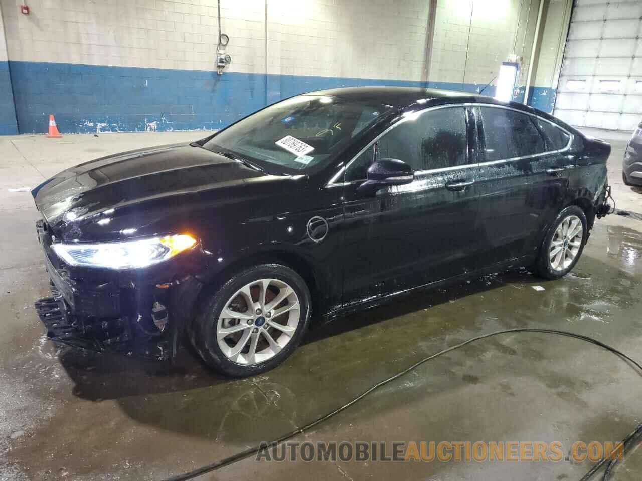 3FA6P0SU0KR110691 FORD FUSION 2019