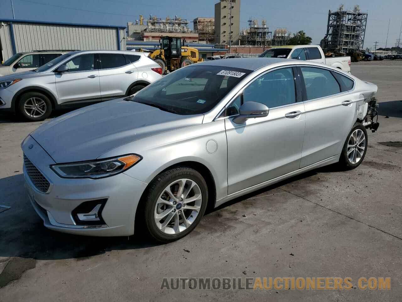 3FA6P0SU0KR190591 FORD FUSION 2019