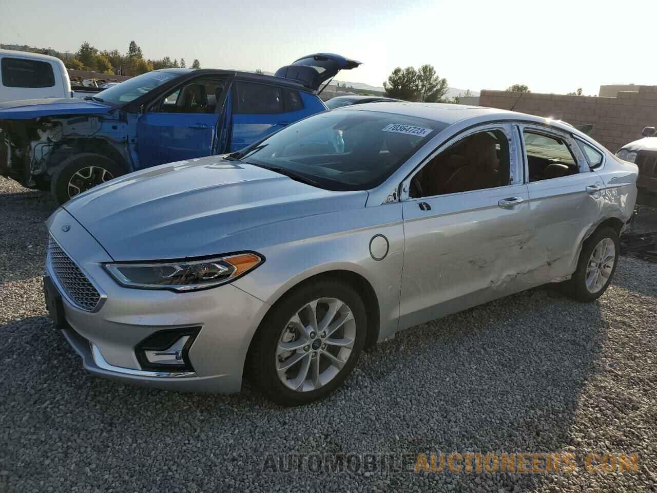 3FA6P0SU0KR252068 FORD FUSION 2019