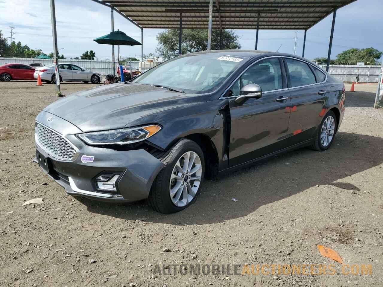 3FA6P0SU0KR268822 FORD FUSION 2019