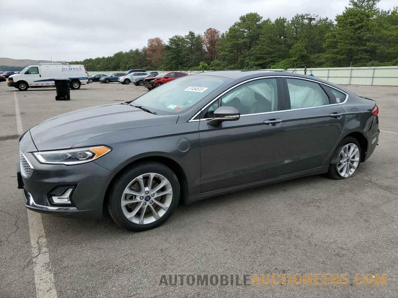 3FA6P0SU0LR132126 FORD FUSION 2020