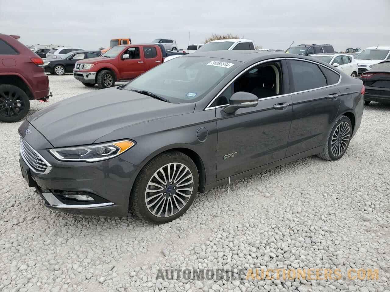 3FA6P0SU1HR264934 FORD FUSION 2017