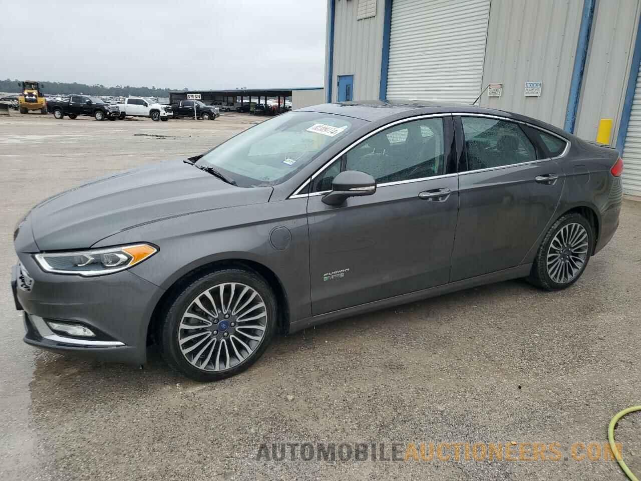 3FA6P0SU1HR276212 FORD FUSION 2017