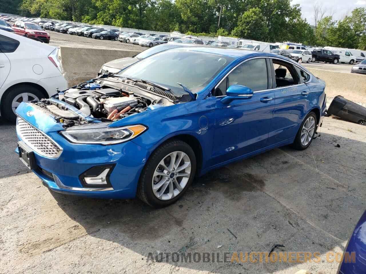 3FA6P0SU1KR191846 FORD FUSION 2019