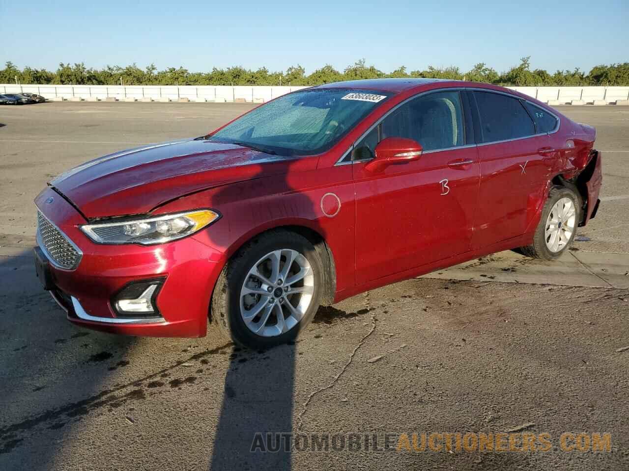 3FA6P0SU2KR215992 FORD FUSION 2019