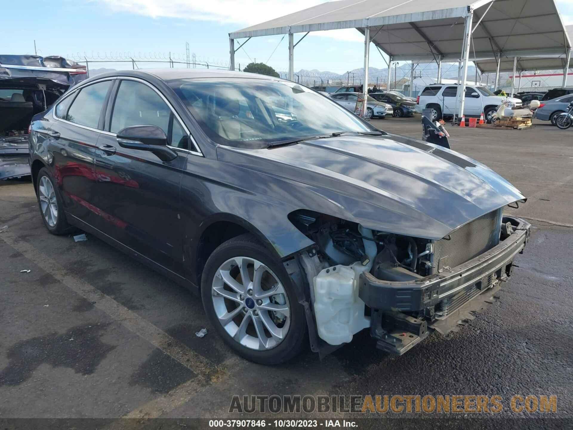 3FA6P0SU3KR174658 FORD FUSION ENERGI 2019