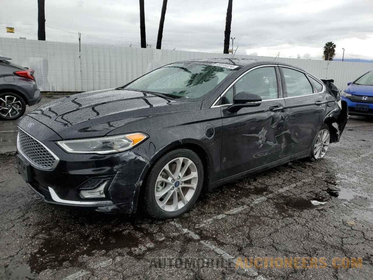 3FA6P0SU3LR132475 FORD FUSION 2020