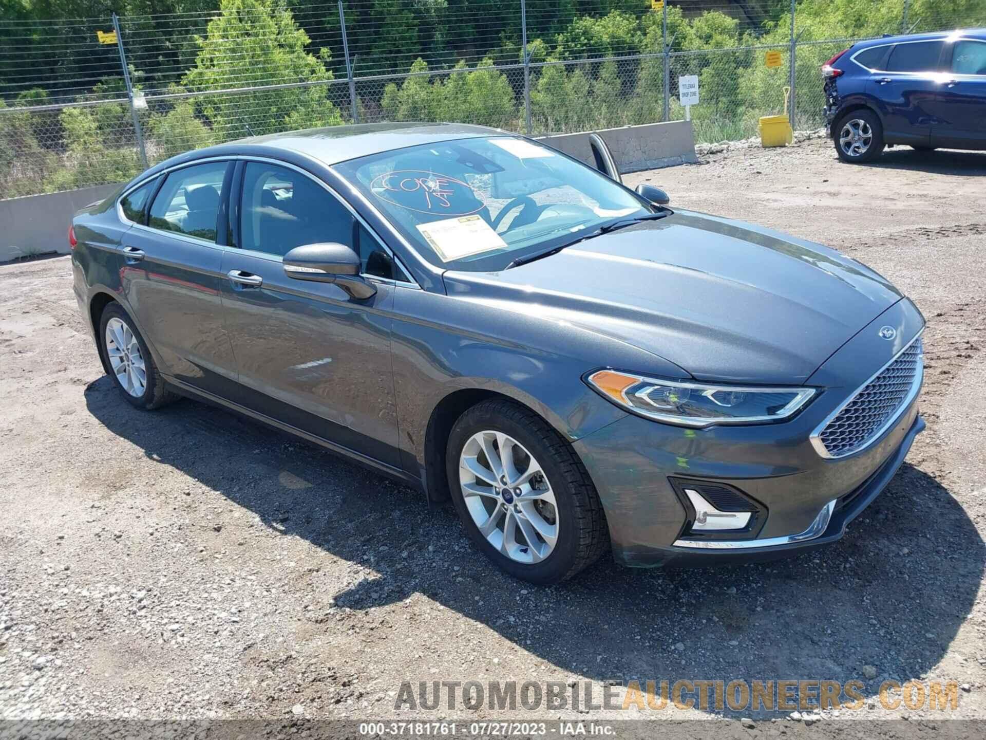 3FA6P0SU4KR113187 FORD FUSION ENERGI 2019