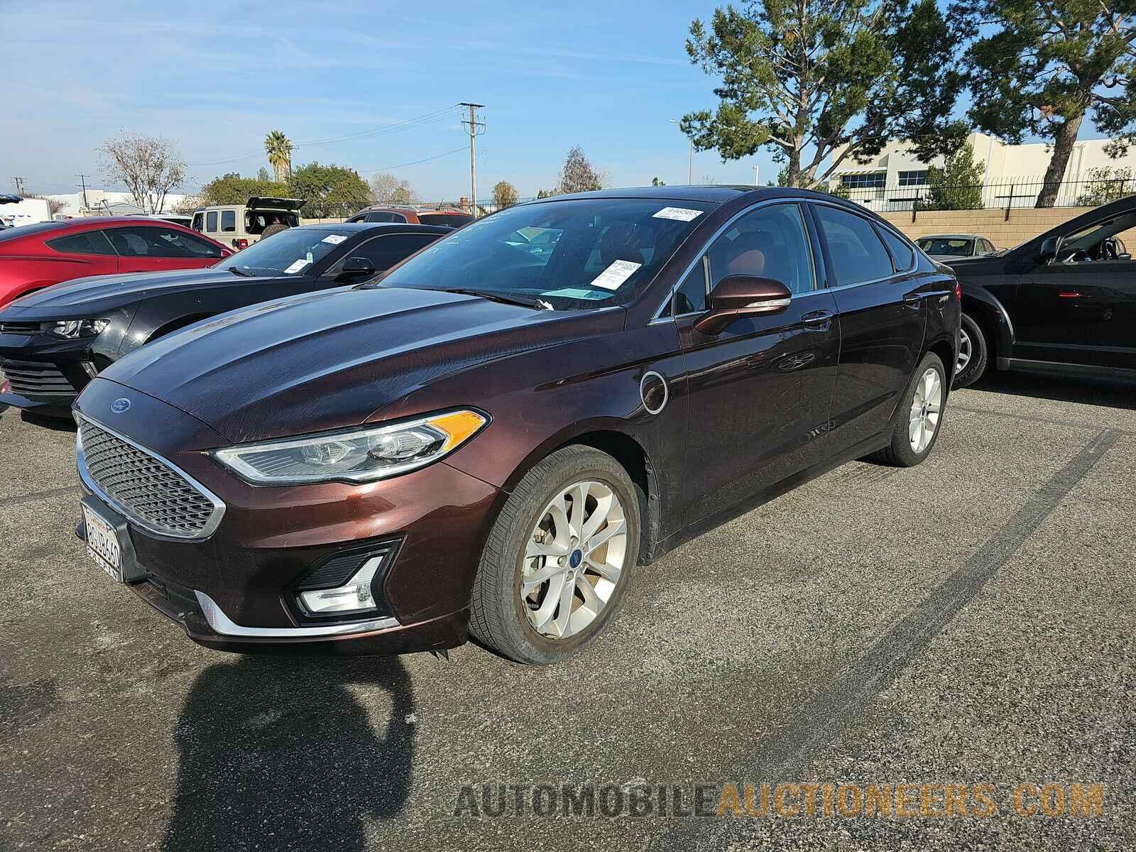 3FA6P0SU4KR114680 Ford Fusion Energi 2019