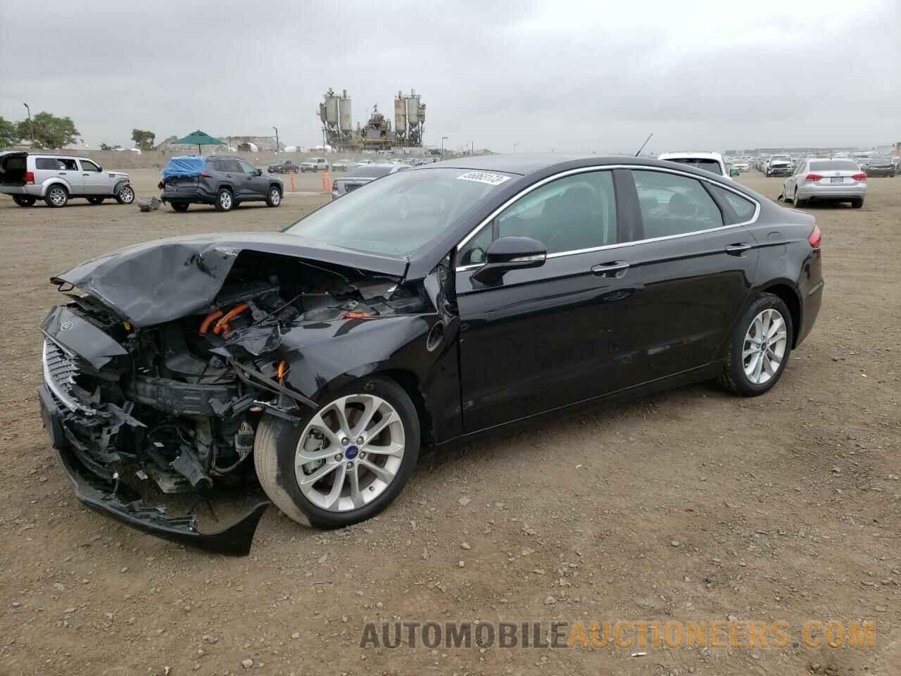 3FA6P0SU4KR251747 FORD FUSION 2019