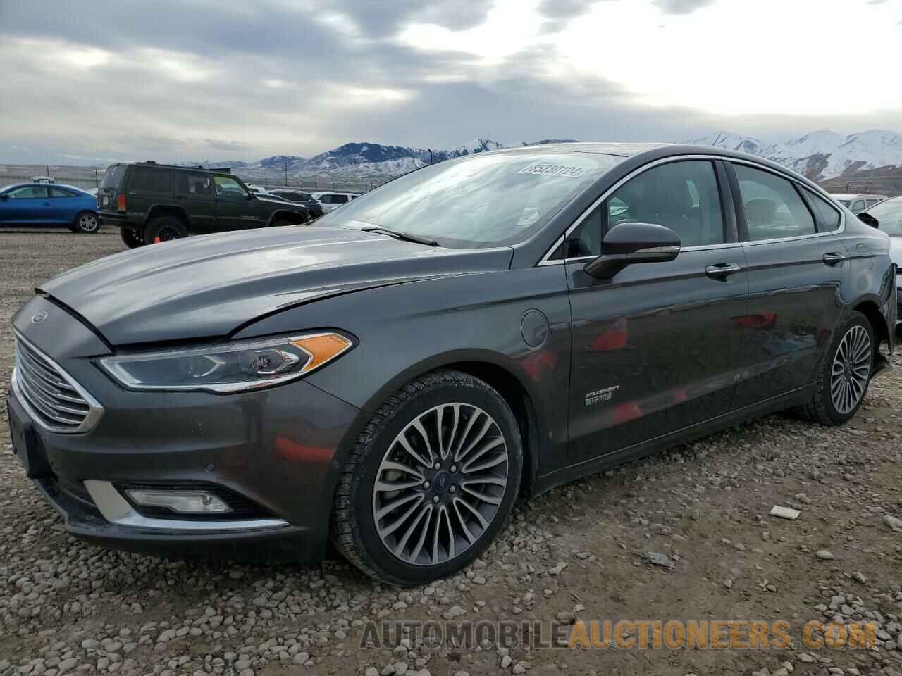 3FA6P0SU5HR373624 FORD FUSION 2017